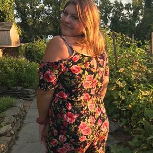 Meet your Posher, Alexis